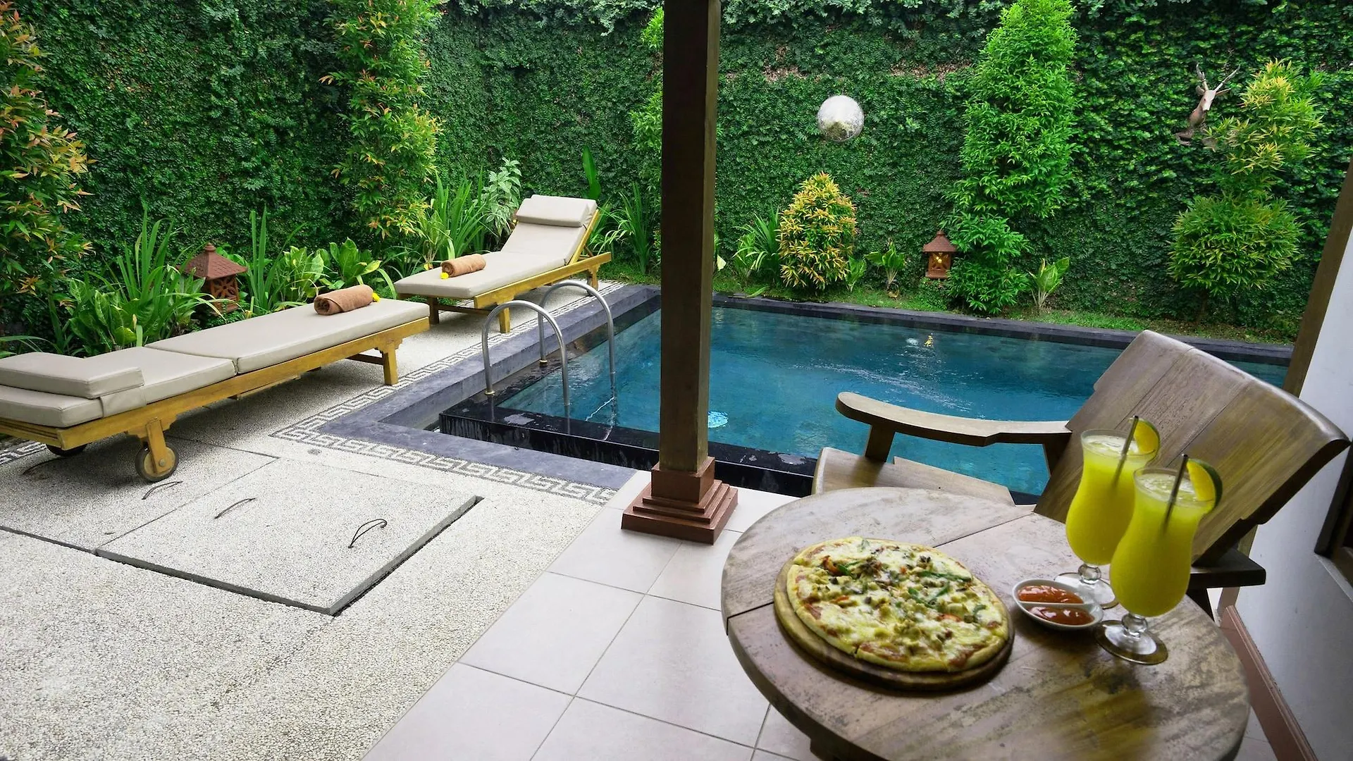 Villa Berawa Canggu